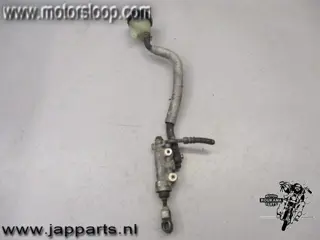 Suzuki DR800S(SR43) Rempomp achter