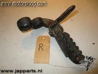 Suzuki DR800S(SR43) Voetsteun rechts voor