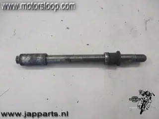 Suzuki DR800S(SR43) Voorwiel as