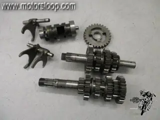 Suzuki GN400 Versnellingsbak compleet