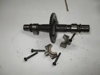 Suzuki GR650X Nokkenas inlaat