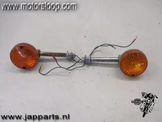 Suzuki GS400 Knipperlichtenset voorkant