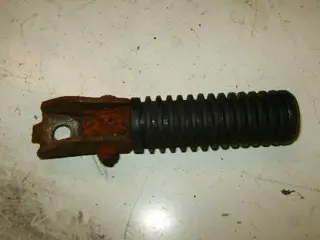 Suzuki GS450E Voetstep Achter