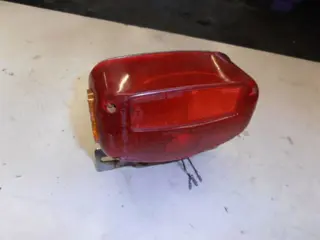 Suzuki GS450L Achterlicht met houder