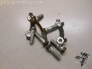 Suzuki GS450L Bouten remschijf 5 stuks