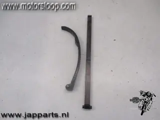 Suzuki GS450L Nokkenas kettinggeleiders