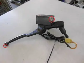 Suzuki GS450L Rempomp voor