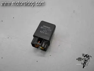 Suzuki GS500(BK1111) Schakelrelais 4 pins