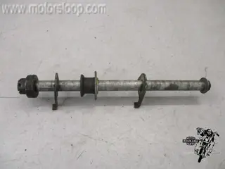 Suzuki GS500E Achterwiel as