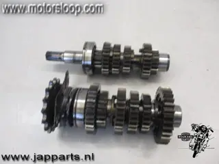 Suzuki GS500E Versnellingsbak compleet