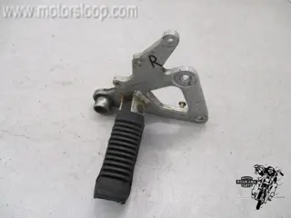 Suzuki GS500E Voetstep met houder rechts voor