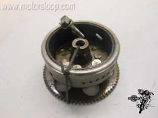 Suzuki GS650GL Vliegwiel met startkoppeling 31402-45110