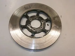 Suzuki GS550D Remschijf voor links