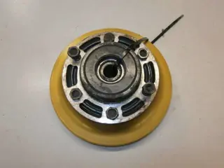 Suzuki GS550D Tandwieldrager goud 64611-31000