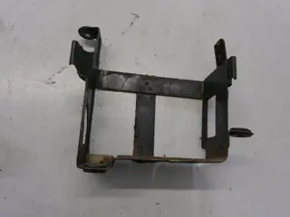 Suzuki GS550E Accubak 41540-47010