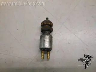 Suzuki GS550E Remlichtschakelaar 08321-21068