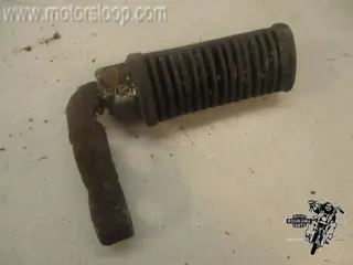 Suzuki GS550E Voetstep links voor