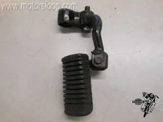 Suzuki GS550E Voetstep rechts voor 43510-47010-019 & 43516-45010