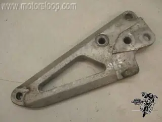 Suzuki GS550E Voetstepbeugel rechts