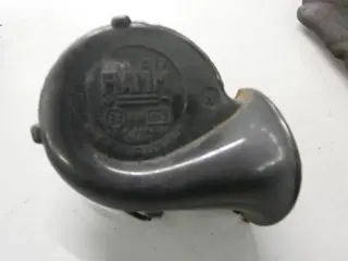 Suzuki GS550L Claxon 2