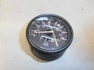 Suzuki GS550L KM Teller (MPH) 34110-45230