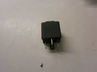 Suzuki GS550L Relais