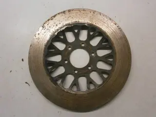 Suzuki GS550L Remschijf rechts voor