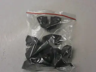 Suzuki GS550L Tandwiel rubbers