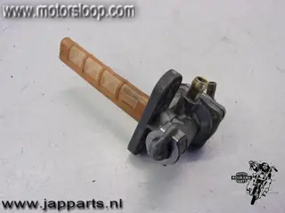 Suzuki GS550M Benzinekraan