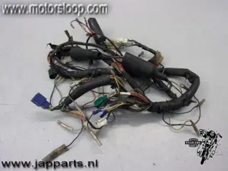 Suzuki GS550M Draadboom