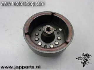 Suzuki GS550M Vliegwiel