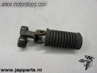 Suzuki GS550M Voetstep links voor