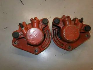 Suzuki GS650G Remklauwset voor