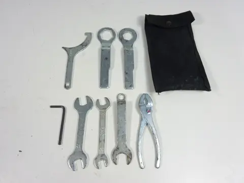 GEREEDSCHAPSET Kawasaki ER 6 2012 - 2015