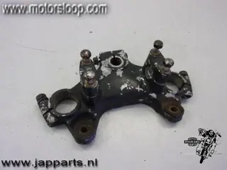Suzuki GS750 Voorvork balhoofdplaat