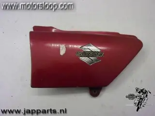 Suzuki GS750 Zijkap links rood