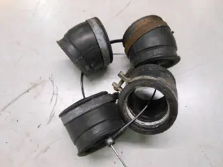 Suzuki GS750T Inlaat spruitstukken