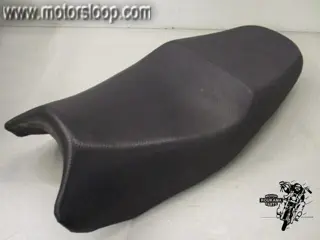 Suzuki GSF1200S(A9111) Zadel