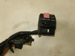 Suzuki GSF400 Stuurschakelaar rechts 37200-45C10