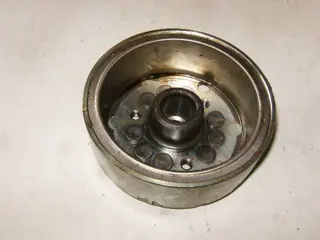 Suzuki GSF400 Vliegwiel Rotor 31402-33C00