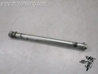 Suzuki GSF600(GN77) Achterbrug as