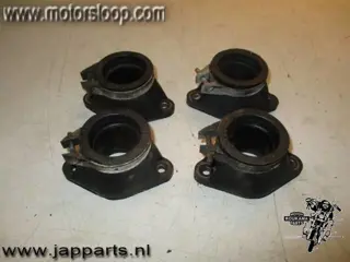 Suzuki GSF600(GN77) Inlaatrubbers