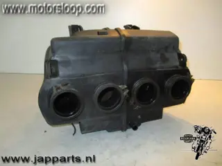 Suzuki GSF600(GN77) Luchtfilterhuis