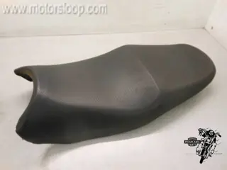 Suzuki GSF600S(A81111) Zadel