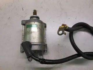 Suzuki GSX-R 1000(K1)  Startmotor 31100-40F00