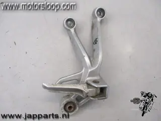 Suzuki GSX-R1000(BZ1111) Voetsteun rechts achter