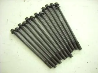 Suzuki GSX-R1100W Kopboutenset 12x