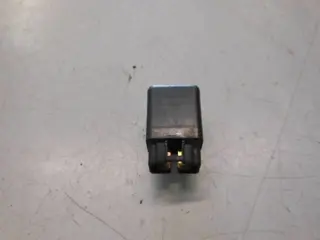 Suzuki GSX-R750(GR77A) Relais 4p