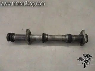 Suzuki GSX-R750T(GR7DB) Achterwiel as