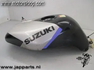 Suzuki GSX-R750W Tank zwart